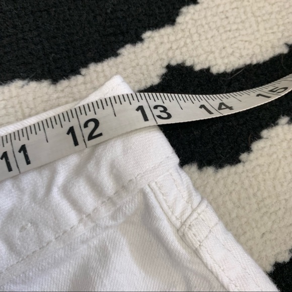 Abercrombie & Fitch White Embroidered Demim Boho Western Mini Skirt Size 0/25 - Picture 5 of 7